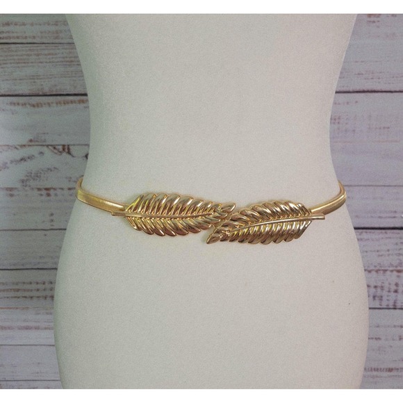Accessories - Vintage gold tone women's Omega snake belt leaves buckle 1980s 1970s